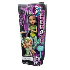 Mattel Monster High Dead Tired Cleo De Nile Daughter of the Mummy NO LONGER SOLD